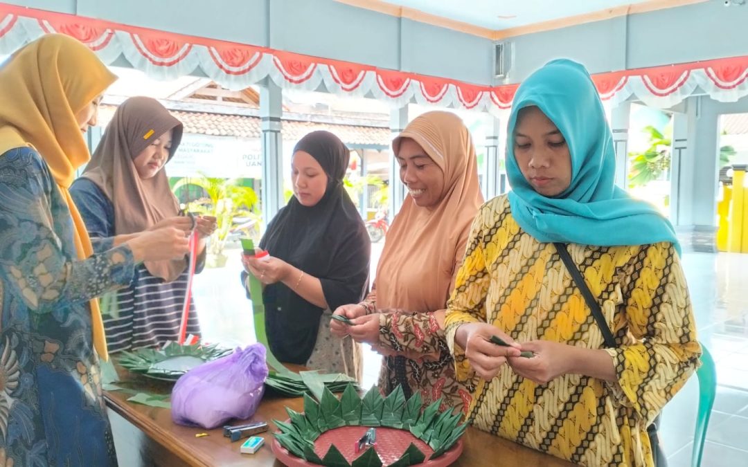 Inovasi Ubi Jalar Lokal, PKK Desa Cisuru Siap Unjuk Gigi di Lomba Kudapan Tingkat Kecamatan