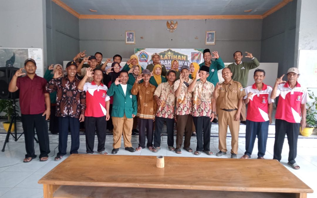 Mahasiswa KPM UNSIQ Gelar Pelatihan Khotbah Jumat untuk Imam dan Tokoh Masyarakat Desa Cisuru