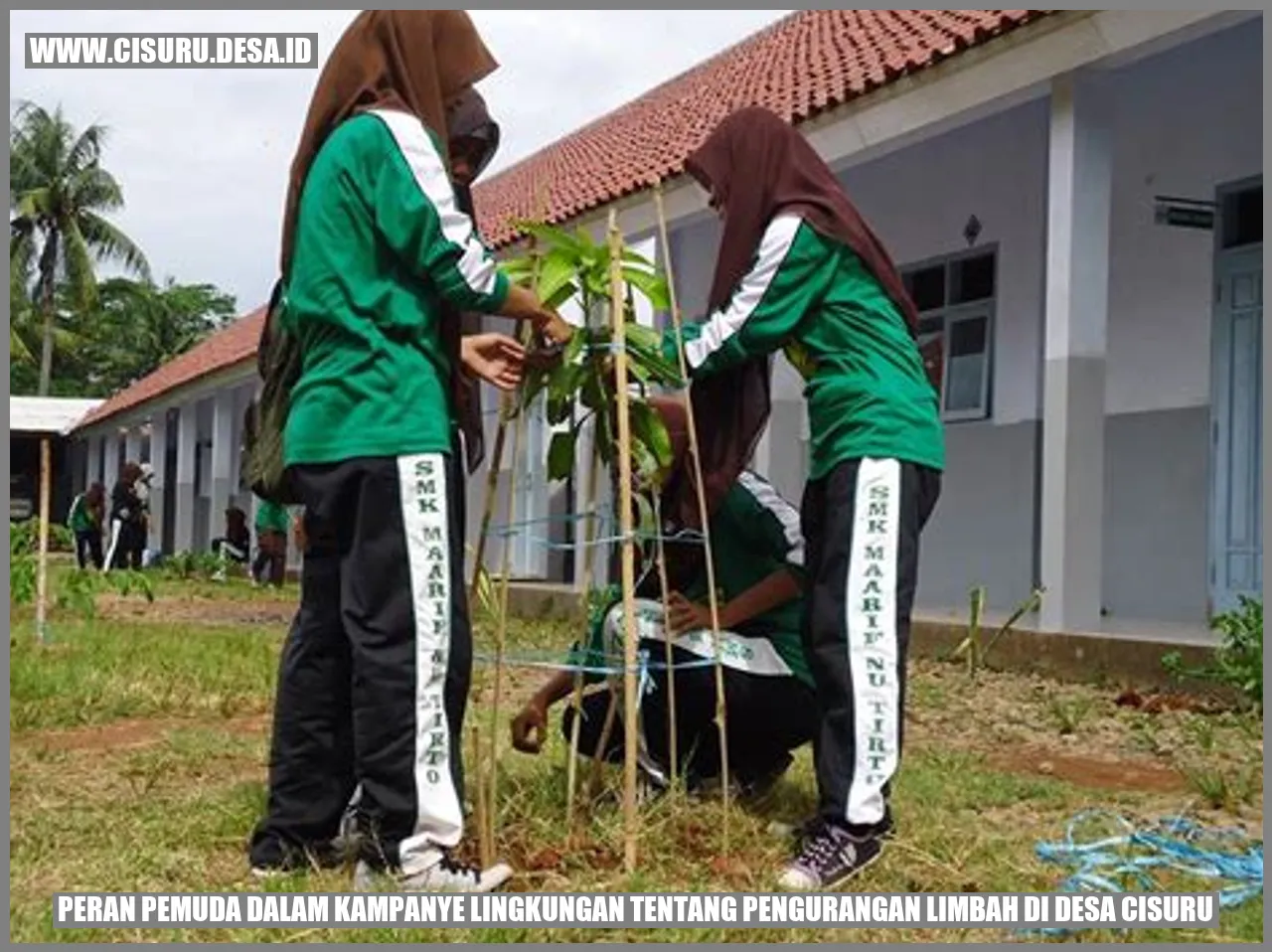 Peran Pemuda dalam Kampanye Lingkungan tentang Pengurangan Limbah di Desa Cisuru